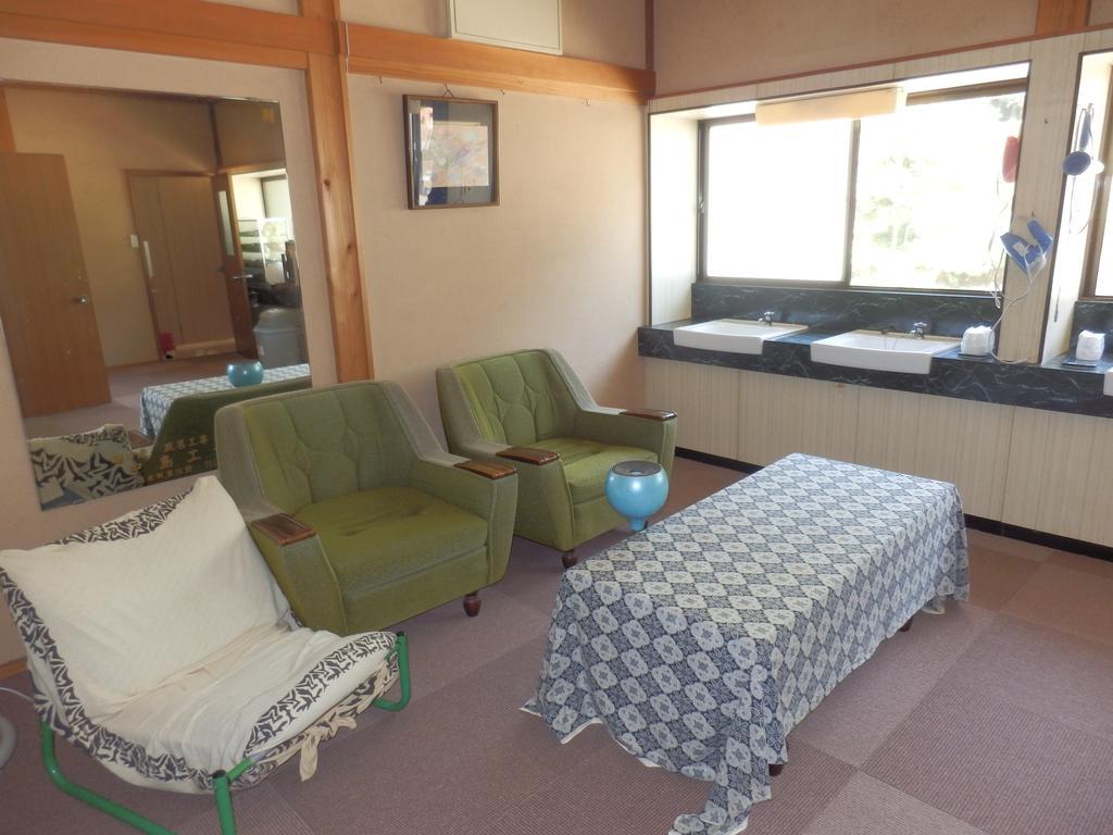 富山県 よしのや旅館 Nanto المظهر الخارجي الصورة